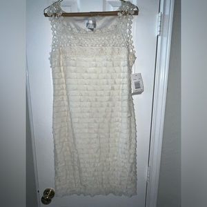 NWT Women’s Bethany Ruffled Knee Length Dress Size 8  Ivory